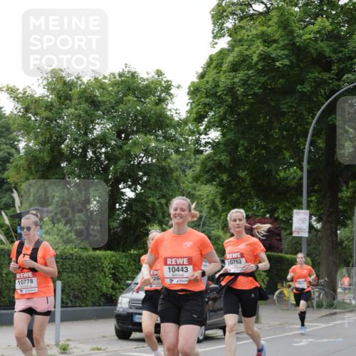 15.06.2025 - REWE Women's Run Jannik Wohlers http://msf.ph/oto/7936398 15.06.2025 08:26:34 Laufen 10778, 10762, 10443, 128 meine-sportfotos.de