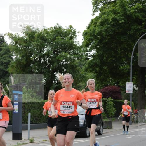 15.06.2025 - REWE Women's Run Jannik Wohlers http://msf.ph/oto/7936428 15.06.2025 08:26:34 Laufen 7, 10, 2, 10443, 10762 meine-sportfotos.de