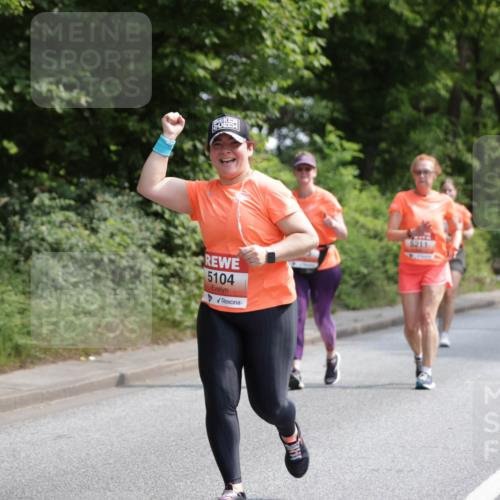 15.06.2025 - REWE Women's Run Jannik Wohlers http://msf.ph/oto/7936439 15.06.2025 10:13:26 Laufen 5104, 6211 meine-sportfotos.de