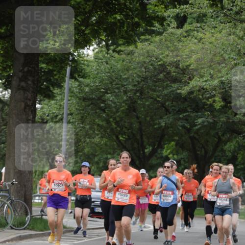 15.06.2025 - REWE Women's Run Jannik Wohlers http://msf.ph/oto/7936518 15.06.2025 08:26:37 Laufen 0219, 10807, 10, 10271, 1028, 10229, 1041, 10809, 10365, 10103 meine-sportfotos.de