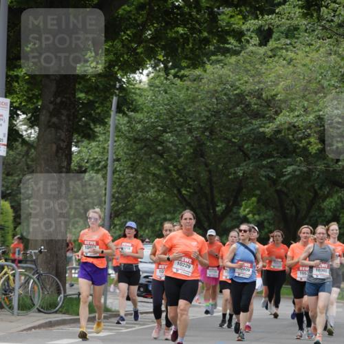 15.06.2025 - REWE Women's Run Jannik Wohlers http://msf.ph/oto/7936544 15.06.2025 08:26:37 Laufen 25, 10907, 0219, 10271, 10365, 10229, 1053, 0809, 10, 10103 meine-sportfotos.de
