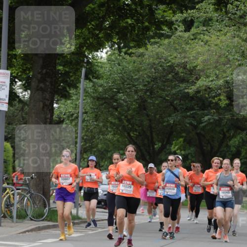 15.06.2025 - REWE Women's Run Jannik Wohlers http://msf.ph/oto/7936565 15.06.2025 08:26:37 Laufen 2025, 10807, 119, 1028, 10229, 10271, 10809, 104, 10365, 10103 meine-sportfotos.de