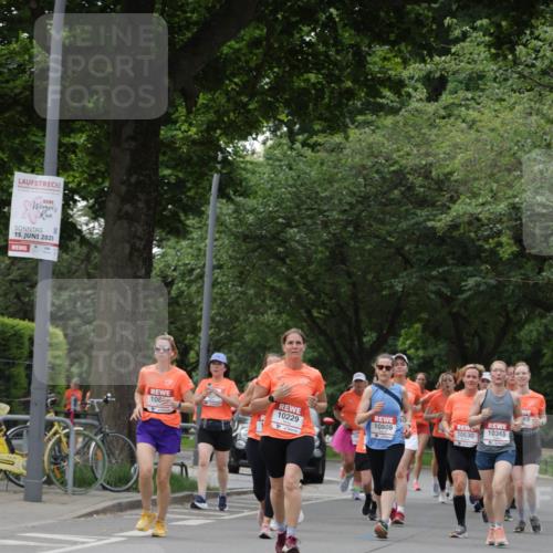 15.06.2025 - REWE Women's Run Jannik Wohlers http://msf.ph/oto/7936608 15.06.2025 08:26:37 Laufen 15, 2025, 108, 10229, 10809, 10365, 10530 meine-sportfotos.de