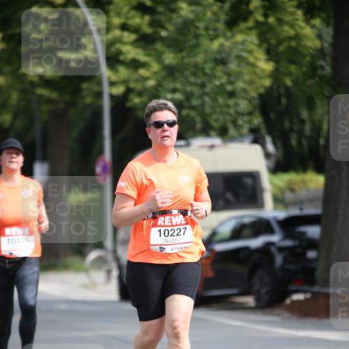 15.06.2025 - REWE Women's Run Jannik Wohlers http://msf.ph/oto/7936632 15.06.2025 09:54:40 Laufen 10415, 10227 meine-sportfotos.de