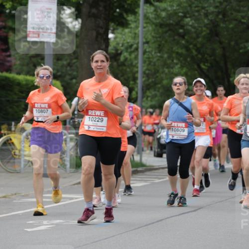 15.06.2025 - REWE Women's Run Jannik Wohlers http://msf.ph/oto/7936659 15.06.2025 08:26:40 Laufen 15, 2025, 10807, 10229, 10365, 10809, 568, 997 meine-sportfotos.de