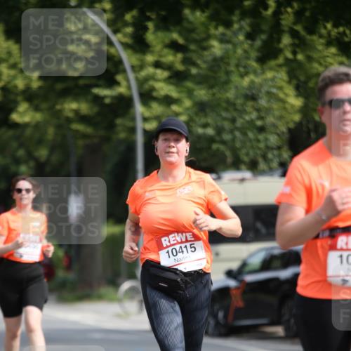 15.06.2025 - REWE Women's Run Jannik Wohlers http://msf.ph/oto/7936710 15.06.2025 09:54:42 Laufen 10415 meine-sportfotos.de