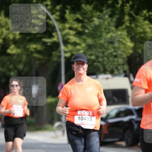 15.06.2025 - REWE Women's Run Jannik Wohlers http://msf.ph/oto/7936718 15.06.2025 09:54:42 Laufen 10415 meine-sportfotos.de
