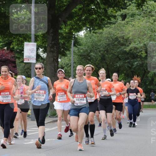 15.06.2025 - REWE Women's Run Jannik Wohlers http://msf.ph/oto/7936731 15.06.2025 08:26:42 Laufen 0229, 10281, 2021, 0668, 10809, 10407, 0097, 10115, 10365 meine-sportfotos.de