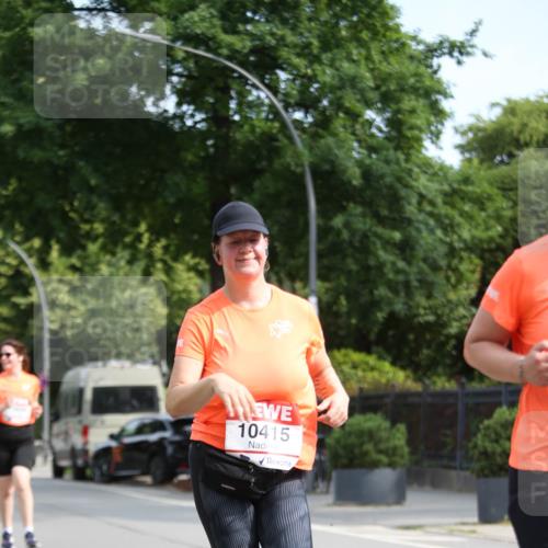15.06.2025 - REWE Women's Run Jannik Wohlers http://msf.ph/oto/7936783 15.06.2025 09:54:44 Laufen 10415 meine-sportfotos.de