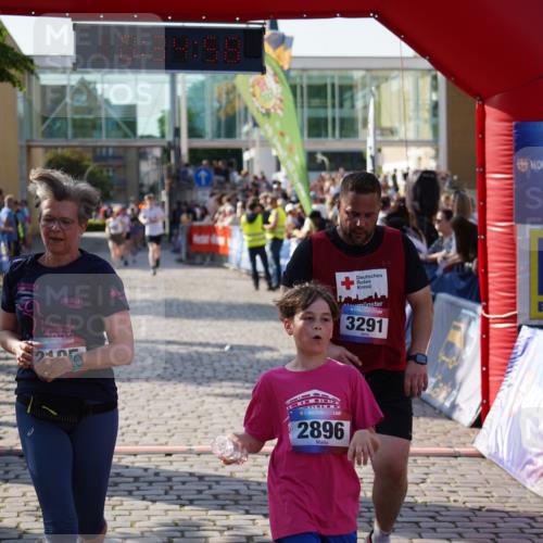 13.06.2025 - Holstenköstenlauf Felixshl http://msf.ph/oto/7936813 13.06.2025 18:05:00 Laufen 2105, 2686, 2896, 3291 meine-sportfotos.de