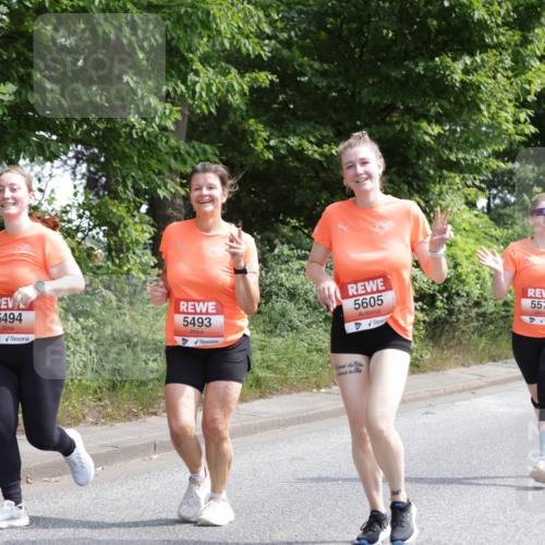 15.06.2025 - REWE Women's Run Jannik Wohlers http://msf.ph/oto/7936835 15.06.2025 10:13:41 Laufen 5494, 5493, 5605, 5577 meine-sportfotos.de