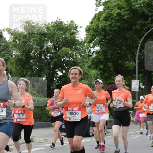 15.06.2025 - REWE Women's Run Jannik Wohlers http://msf.ph/oto/7936885 15.06.2025 08:26:46 Laufen 55, 10819, 10668, 100, 10407, 10464, 10530 meine-sportfotos.de