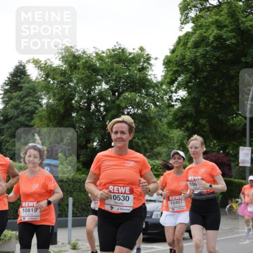 15.06.2025 - REWE Women's Run Jannik Wohlers http://msf.ph/oto/7936898 15.06.2025 08:26:46 Laufen 0530, 10819, 10407, 106 meine-sportfotos.de