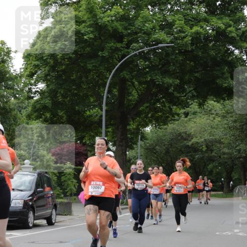 15.06.2025 - REWE Women's Run Jannik Wohlers http://msf.ph/oto/7936927 15.06.2025 08:26:47 Laufen 10097, 10115, 1027, 10860 meine-sportfotos.de