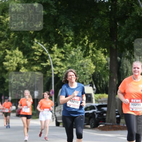 15.06.2025 - REWE Women's Run Jannik Wohlers http://msf.ph/oto/7936943 15.06.2025 09:54:55 Laufen 10741, 10196, 10210, 10299 meine-sportfotos.de