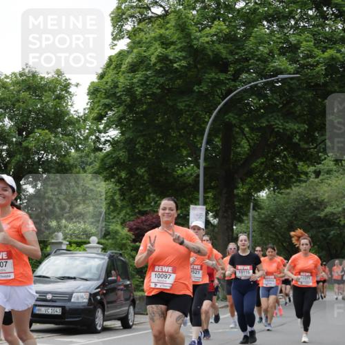15.06.2025 - REWE Women's Run Jannik Wohlers http://msf.ph/oto/7936946 15.06.2025 08:26:47 Laufen 07, 1043, 10115, 1521, 10271, 10097, 10860 meine-sportfotos.de