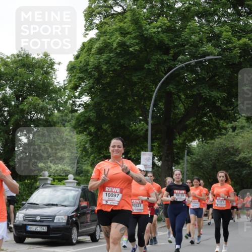 15.06.2025 - REWE Women's Run Jannik Wohlers http://msf.ph/oto/7936969 15.06.2025 08:26:47 Laufen 1043, 10097, 10115, 10271, 10860, 10521 meine-sportfotos.de