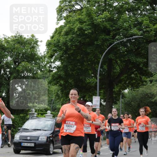 15.06.2025 - REWE Women's Run Jannik Wohlers http://msf.ph/oto/7936982 15.06.2025 08:26:47 Laufen 1043, 10097, 10115, 10271, 10521, 0860 meine-sportfotos.de