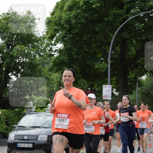 15.06.2025 - REWE Women's Run Jannik Wohlers http://msf.ph/oto/7937011 15.06.2025 08:26:47 Laufen 1043, 10097, 10521 meine-sportfotos.de