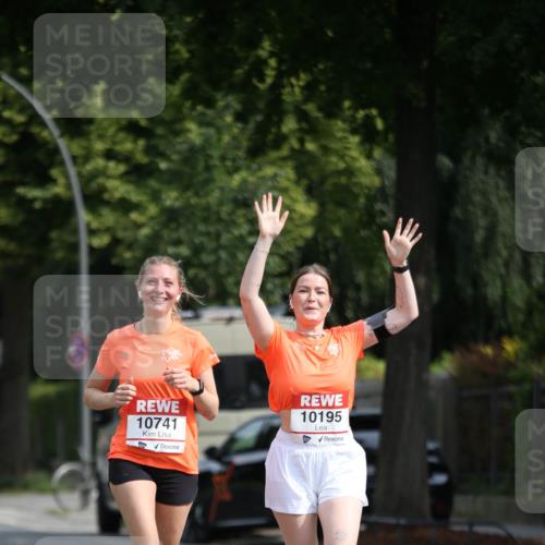15.06.2025 - REWE Women's Run Jannik Wohlers http://msf.ph/oto/7937043 15.06.2025 09:54:58 Laufen 10741, 10195 meine-sportfotos.de