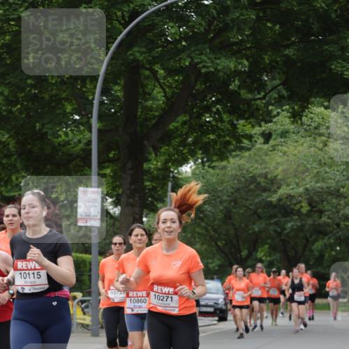 15.06.2025 - REWE Women's Run Jannik Wohlers http://msf.ph/oto/7937055 15.06.2025 08:26:49 Laufen 10115, 1073, 10860, 10271 meine-sportfotos.de