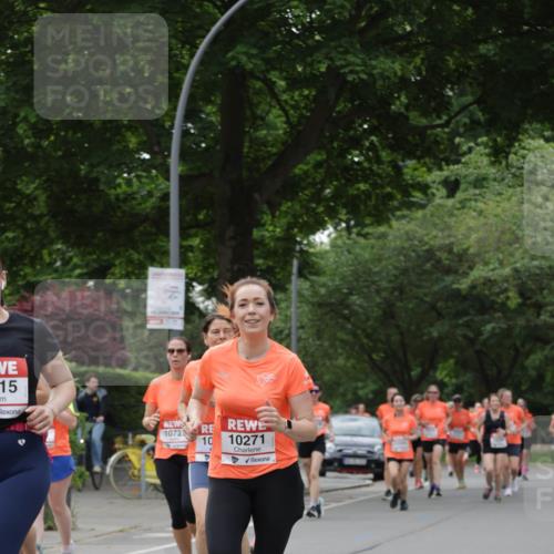 15.06.2025 - REWE Women's Run Jannik Wohlers http://msf.ph/oto/7937095 15.06.2025 08:26:49 Laufen 15, 10732, 10, 10271 meine-sportfotos.de
