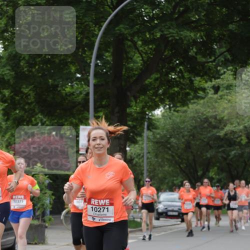 15.06.2025 - REWE Women's Run Jannik Wohlers http://msf.ph/oto/7937116 15.06.2025 08:26:50 Laufen 10371, 1073, 10271 meine-sportfotos.de