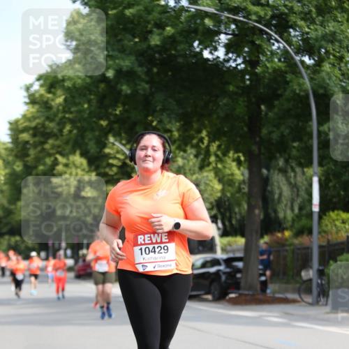 15.06.2025 - REWE Women's Run Jannik Wohlers http://msf.ph/oto/7937207 15.06.2025 09:55:02 Laufen 10429 meine-sportfotos.de