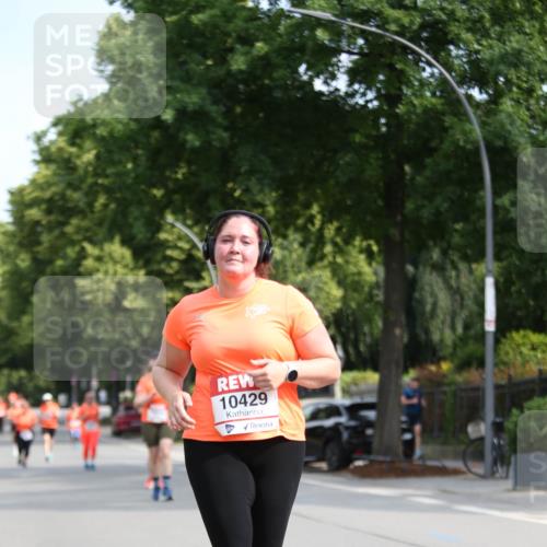 15.06.2025 - REWE Women's Run Jannik Wohlers http://msf.ph/oto/7937213 15.06.2025 09:55:03 Laufen 10429 meine-sportfotos.de