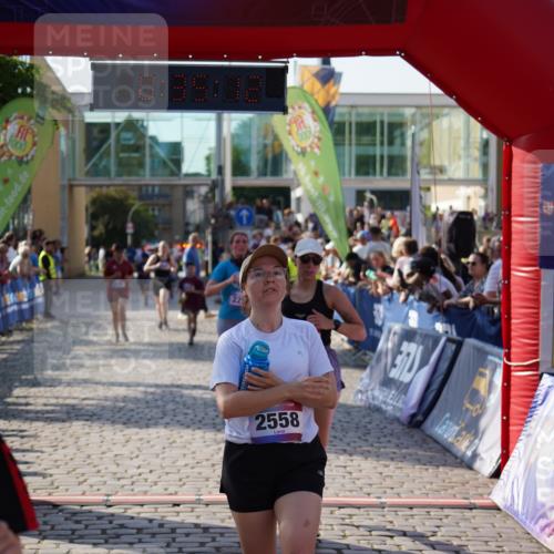13.06.2025 - Holstenköstenlauf Felixshl http://msf.ph/oto/7937214 13.06.2025 18:05:13 Laufen 2255, 2363, 2370, 2556, 2558, 2862, 3156, 3164, 3195, 3196, 3198, 3307 meine-sportfotos.de