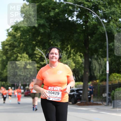 15.06.2025 - REWE Women's Run Jannik Wohlers http://msf.ph/oto/7937218 15.06.2025 09:55:03 Laufen 10429 meine-sportfotos.de