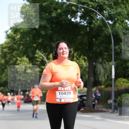 15.06.2025 - REWE Women's Run Jannik Wohlers http://msf.ph/oto/7937224 15.06.2025 09:55:03 Laufen 10429 meine-sportfotos.de