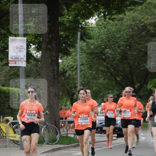 15.06.2025 - REWE Women's Run Jannik Wohlers http://msf.ph/oto/7937228 15.06.2025 08:26:52 Laufen 15, 2025, 10416, 10569, 10376, 10579 meine-sportfotos.de