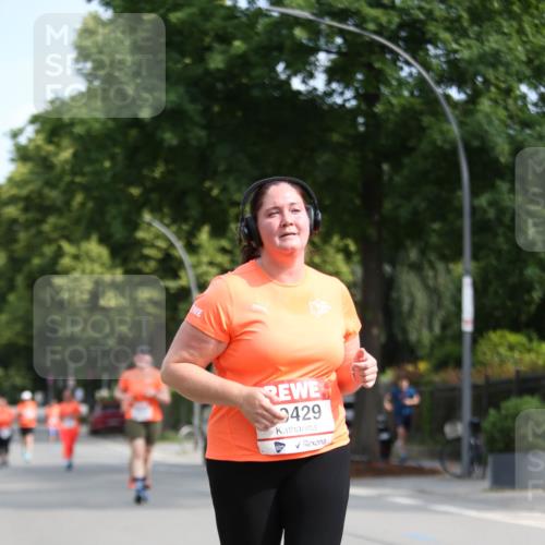 15.06.2025 - REWE Women's Run Jannik Wohlers http://msf.ph/oto/7937233 15.06.2025 09:55:03 Laufen 9429 meine-sportfotos.de