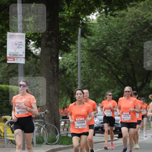 15.06.2025 - REWE Women's Run Jannik Wohlers http://msf.ph/oto/7937248 15.06.2025 08:26:52 Laufen 15, 2025, 10, 10569, 10579, 10376 meine-sportfotos.de