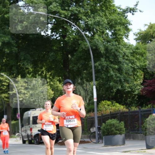 15.06.2025 - REWE Women's Run Jannik Wohlers http://msf.ph/oto/7937256 15.06.2025 09:55:09 Laufen 10825, 10329 meine-sportfotos.de