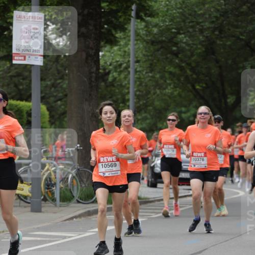 15.06.2025 - REWE Women's Run Jannik Wohlers http://msf.ph/oto/7937308 15.06.2025 08:26:53 Laufen 15, 2025, 10569, 10579, 10376 meine-sportfotos.de