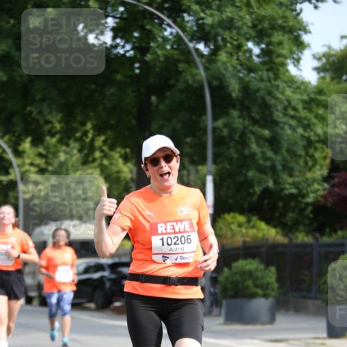 15.06.2025 - REWE Women's Run Jannik Wohlers http://msf.ph/oto/7937441 15.06.2025 09:55:21 Laufen 10206 meine-sportfotos.de
