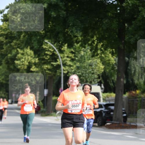 15.06.2025 - REWE Women's Run Jannik Wohlers http://msf.ph/oto/7937477 15.06.2025 09:55:22 Laufen 0597 meine-sportfotos.de