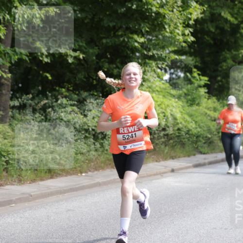 15.06.2025 - REWE Women's Run Jannik Wohlers http://msf.ph/oto/7937496 15.06.2025 10:14:05 Laufen 5241, 8012 meine-sportfotos.de
