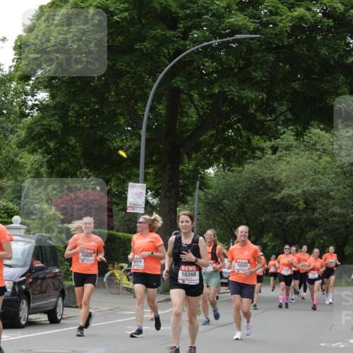 15.06.2025 - REWE Women's Run Jannik Wohlers http://msf.ph/oto/7937502 15.06.2025 08:26:57 Laufen 10425, 15, 2025, 10376, 10268, 10201 meine-sportfotos.de
