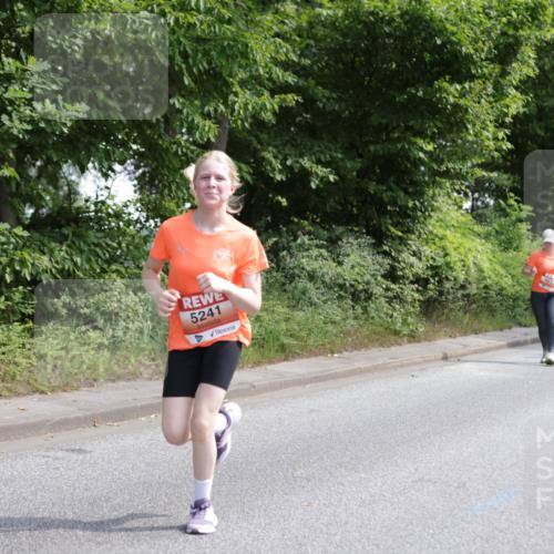 15.06.2025 - REWE Women's Run Jannik Wohlers http://msf.ph/oto/7937570 15.06.2025 10:14:06 Laufen 5241, 5612 meine-sportfotos.de