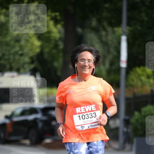 15.06.2025 - REWE Women's Run Jannik Wohlers http://msf.ph/oto/7937591 15.06.2025 09:55:25 Laufen 10333 meine-sportfotos.de