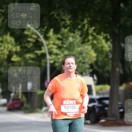 15.06.2025 - REWE Women's Run Jannik Wohlers http://msf.ph/oto/7937621 15.06.2025 09:55:26 Laufen 10100 meine-sportfotos.de