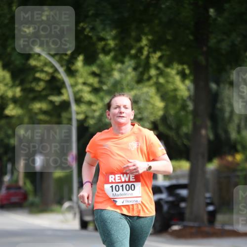 15.06.2025 - REWE Women's Run Jannik Wohlers http://msf.ph/oto/7937636 15.06.2025 09:55:26 Laufen 10100 meine-sportfotos.de