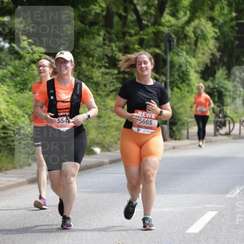 15.06.2025 - REWE Women's Run Jannik Wohlers http://msf.ph/oto/7937650 15.06.2025 10:14:09 Laufen 554, 5665 meine-sportfotos.de