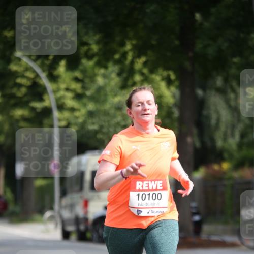 15.06.2025 - REWE Women's Run Jannik Wohlers http://msf.ph/oto/7937656 15.06.2025 09:55:27 Laufen 10100 meine-sportfotos.de