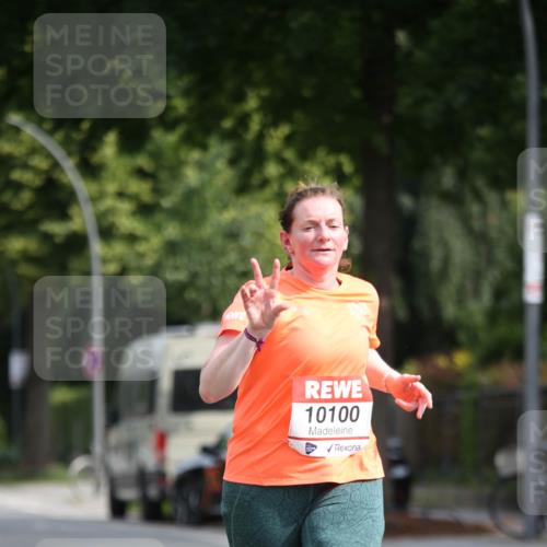 15.06.2025 - REWE Women's Run Jannik Wohlers http://msf.ph/oto/7937665 15.06.2025 09:55:27 Laufen 10100 meine-sportfotos.de