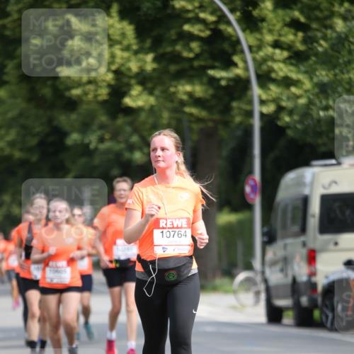 15.06.2025 - REWE Women's Run Jannik Wohlers http://msf.ph/oto/7937719 15.06.2025 09:55:37 Laufen 10764 meine-sportfotos.de