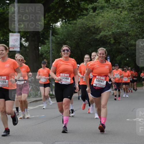 15.06.2025 - REWE Women's Run Jannik Wohlers http://msf.ph/oto/7937725 15.06.2025 08:27:03 Laufen 10305, 10355, 1076, 10089, 10087, 10622, 10641 meine-sportfotos.de